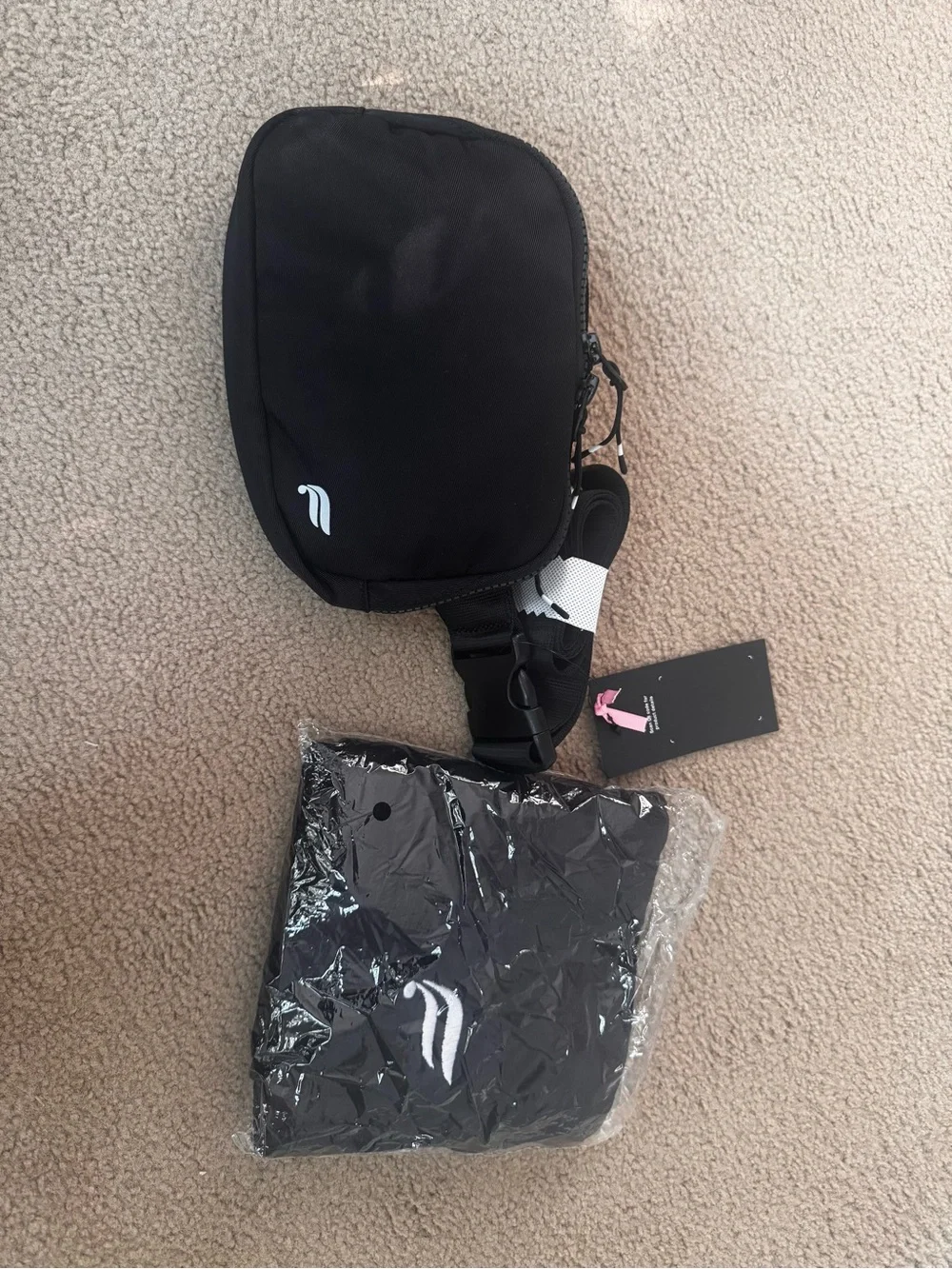 Fabletics Set - Picture 2 of 5